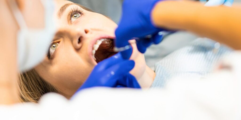 estrazione molare costi milano dentista